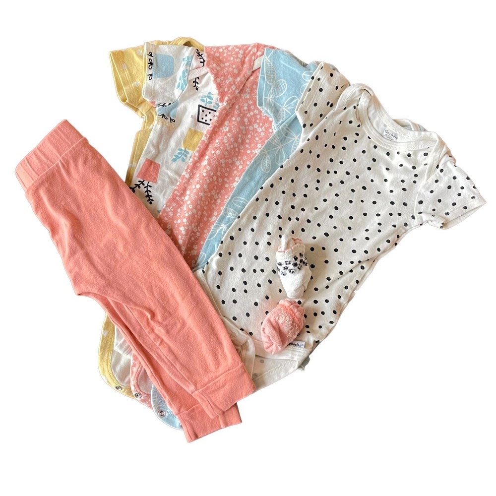 Infant Baby Girl Organic Gerber 5-Pc Set Short-Sleeve Bodysuits, Pants, Sock 12m